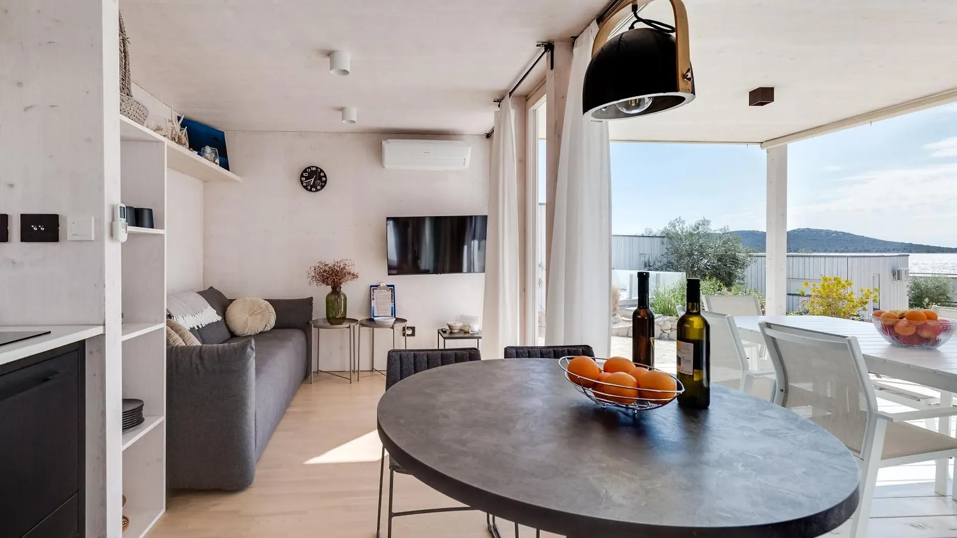 Sunshine Villa Buqez Drage
