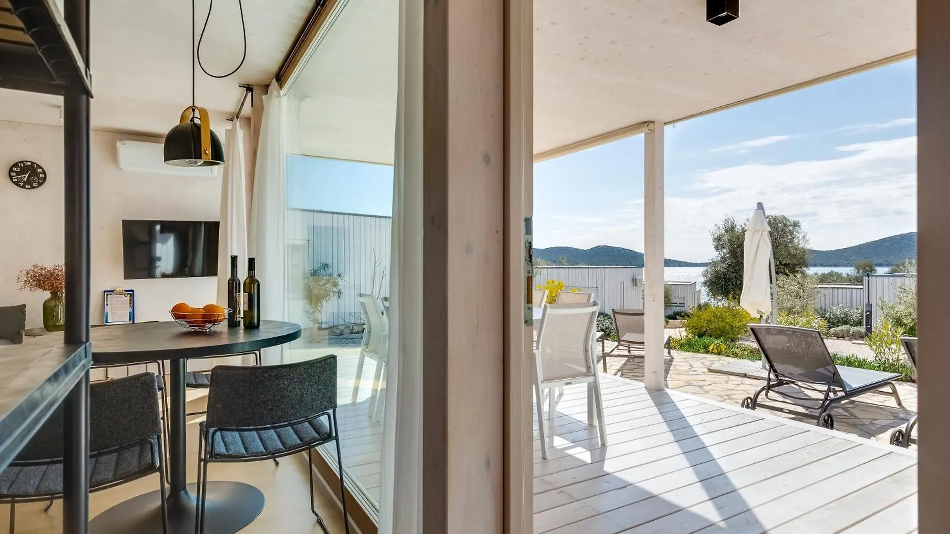 Sunshine Villa Buqez Drage